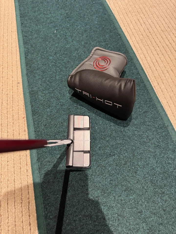 Odyssey Tri Hot 5K Triple Wide Center Shafted Putter 34 Inches (RH) NEW! - Image 4 of 4