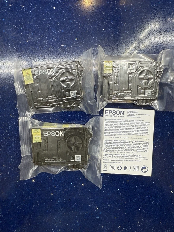 Cartucce ORIGINALI Epson Fragola Multipack 3 Colori 29 Claria Manca Nero - Immagine 2 di 4