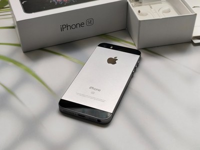 Buy Apple iPhone SE - 64 GB - Gold (Unlocked) online | eBay
