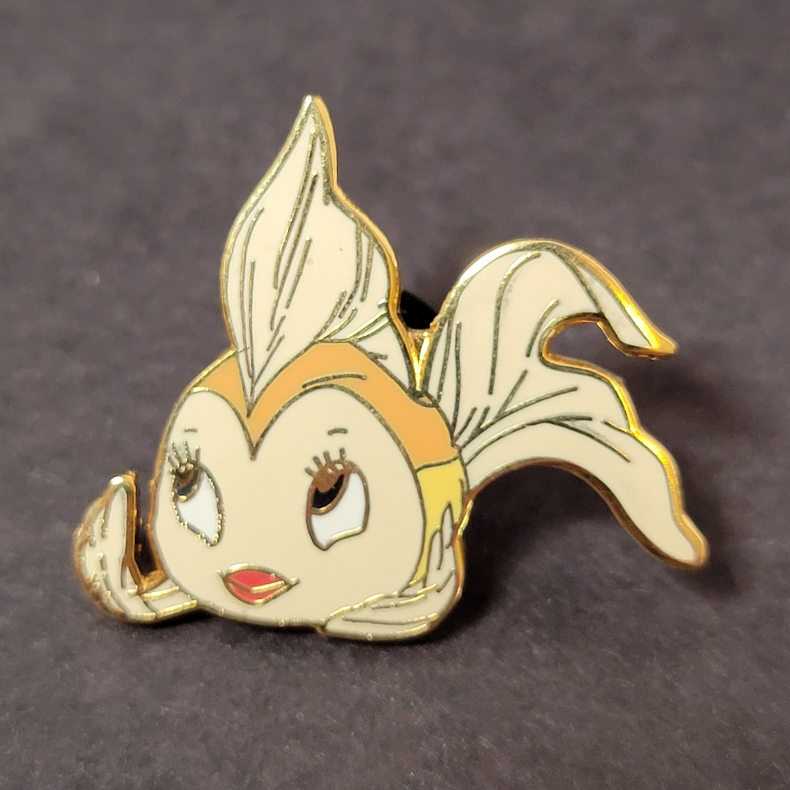 Vintage 2000 Disney Trading Pin Pinocchio Characters Cloe The Gold Fish PA