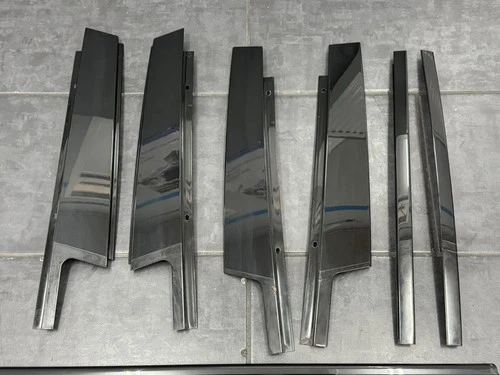 Trims BMW X1 E84 high gloss shadowline trim shaft cover B pillar
