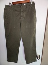 Gap Womems Downtown Khaki Cropped Pants Size 8 Petite NWT