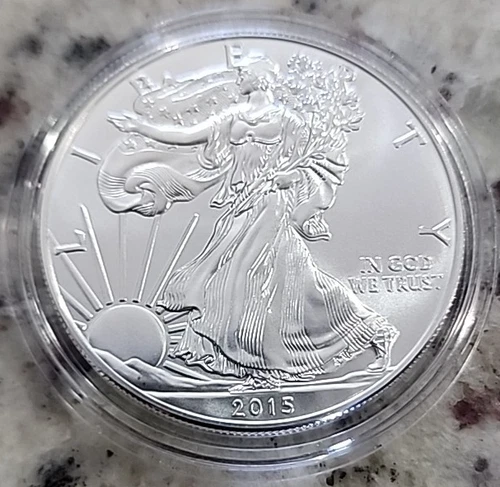 2015 American Silver Eagle Uncirculated 1oz .999 Fine Silver (C-2)