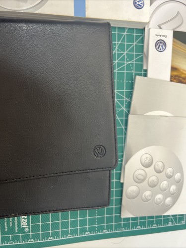 2015 Volkswagen Tiguan Owners Manual Complete W/ Leather Case OEM Used. M3 - Picture 2 of 6