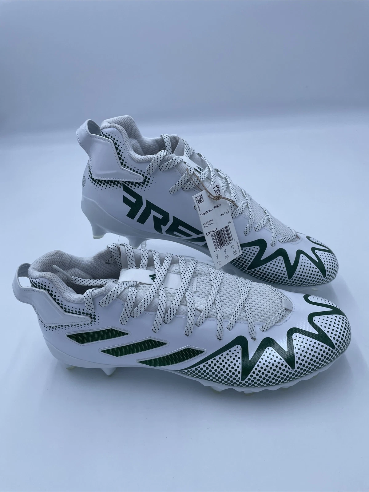 Tacchetti da calcio Adidas Freak 22 taglia 13 5 bianchi verdi GY0434