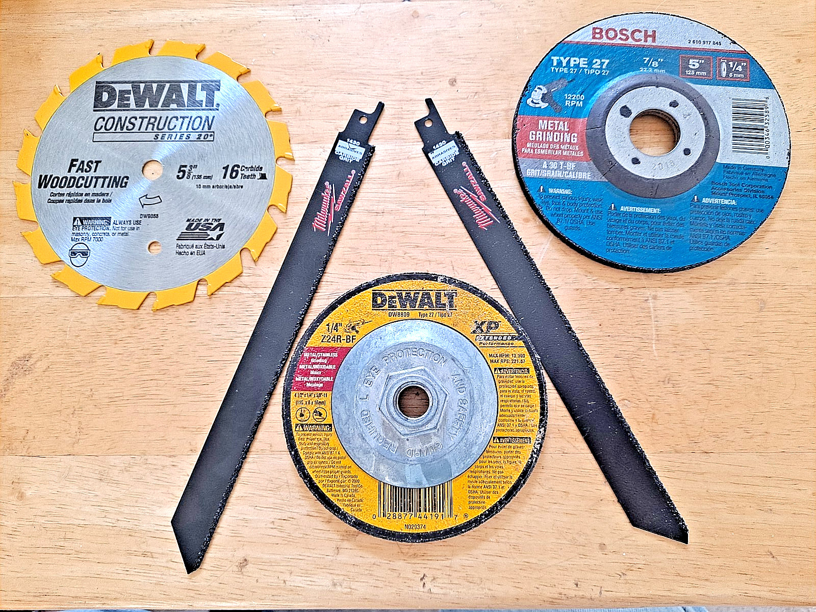 Lot Of 5 NEW Blades 2 Milwaukee, 2 DeWALT, 1 Bosch Saw Blades & Grinding Wheels