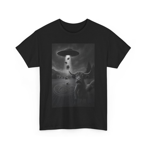 Highland Cow UFO Encounter Art Print Funny Alien Abduction Cow Design Unisex Tee - Picture 2 of 11