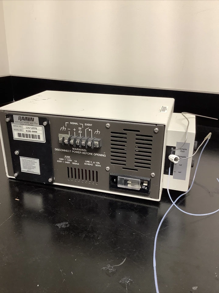 Linear UV-106 Absorbance Detector - Image 2 of 4