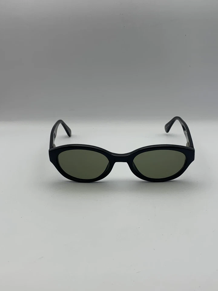 Gafas de sol Kenneth Cole New York marco ovalado negro lentes verdes KC 14031 Foto 2 de 4