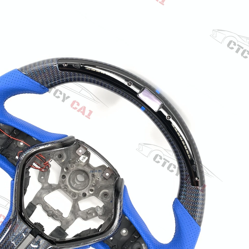 Volante de fibra de carbono personalizado para Infiniti Q50 QX50 QX55 Q60 con moldura/LED Foto 4 de 4