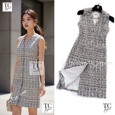 $7.8K CHANEL 15C White Black Gold Metallic Gripoix Button Sleeveless Dress 34