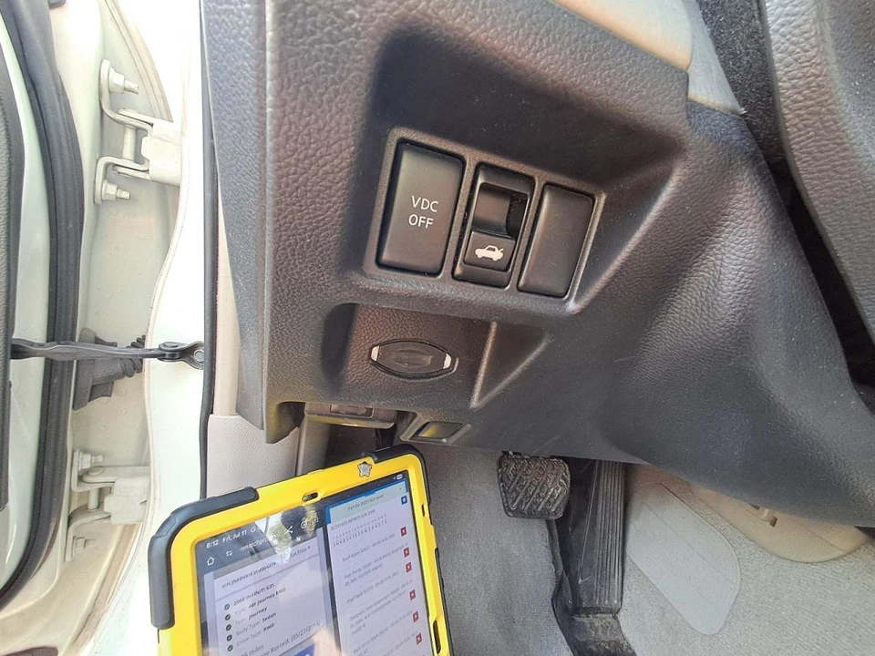 Passenger Front Seat Bucket Leather Fits 07-08 INFINITI G35 2556122 - Image 3 of 4