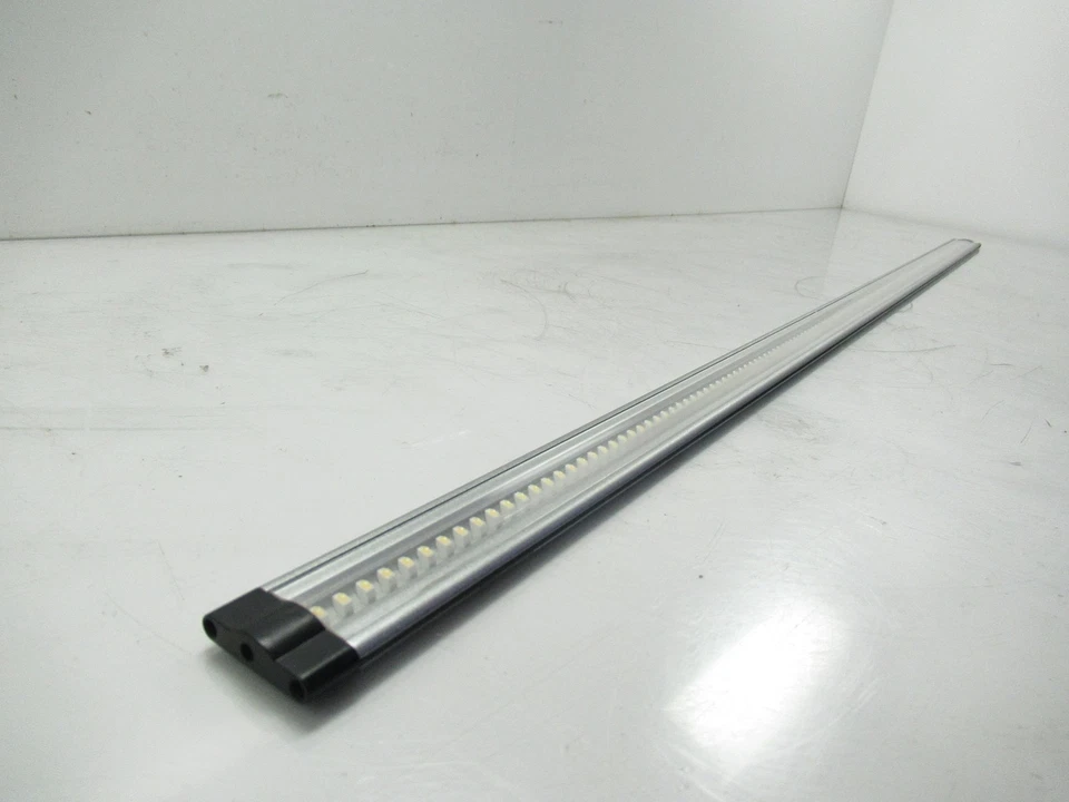 Luminaria LED Gabinete Portátil Rab Design UC-LED-1000, 11W Foto 3 de 4