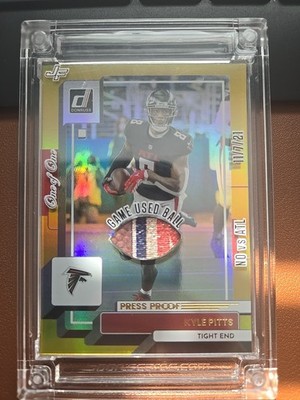 Donruss One Of One Jersey Fusion Kyle Pitts Game Used Ball Piece
