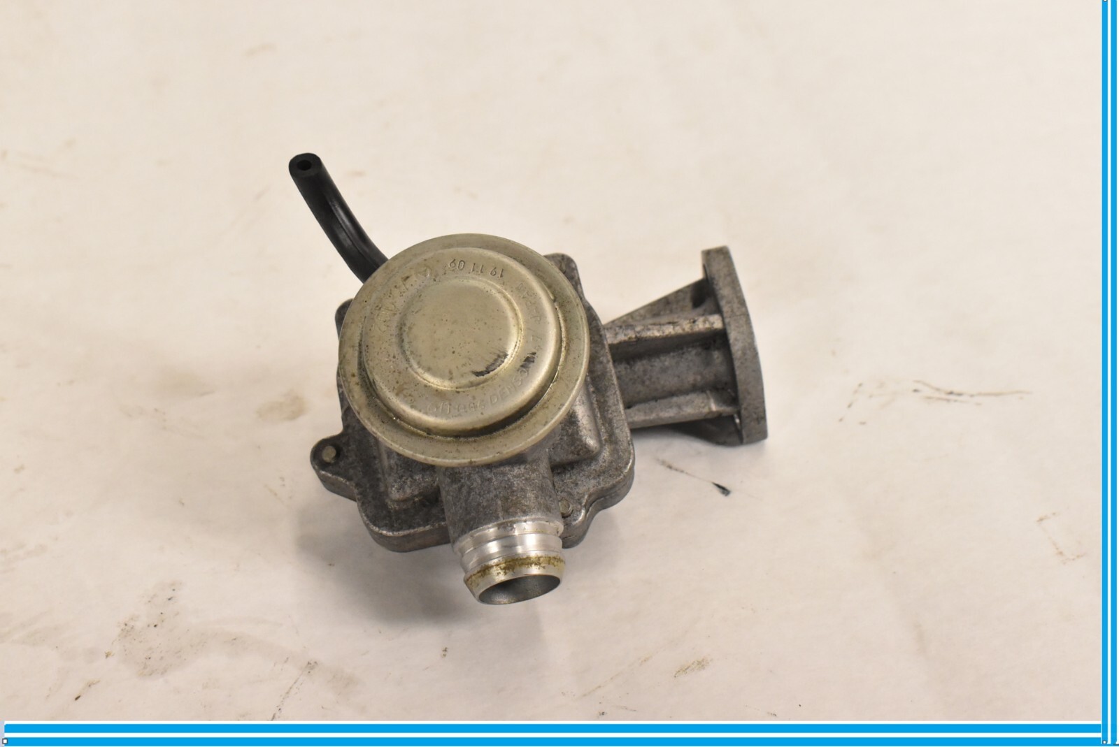 0609 Mercedes W209 CLK350 Engine Motor Air EGR Valve Assembly