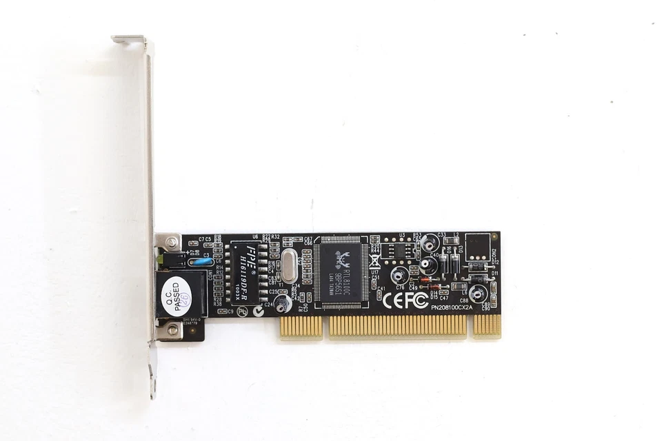 StarTech 10/100 Low Profile PCIe Ethernet Network Card P/N: NP-R04-2100-00-02361 - Image 2 of 4