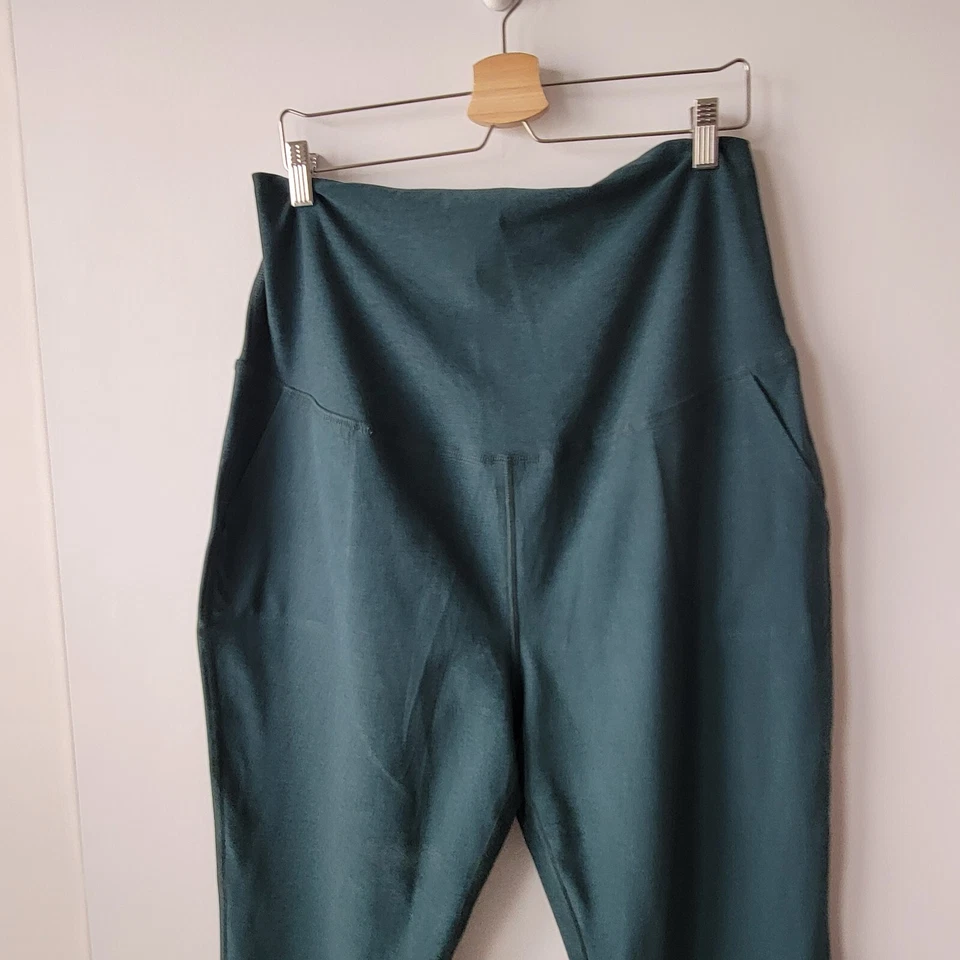 Spacedye Beyond the Bump Maternity Midi Jogger size XL - Image 3 of 4