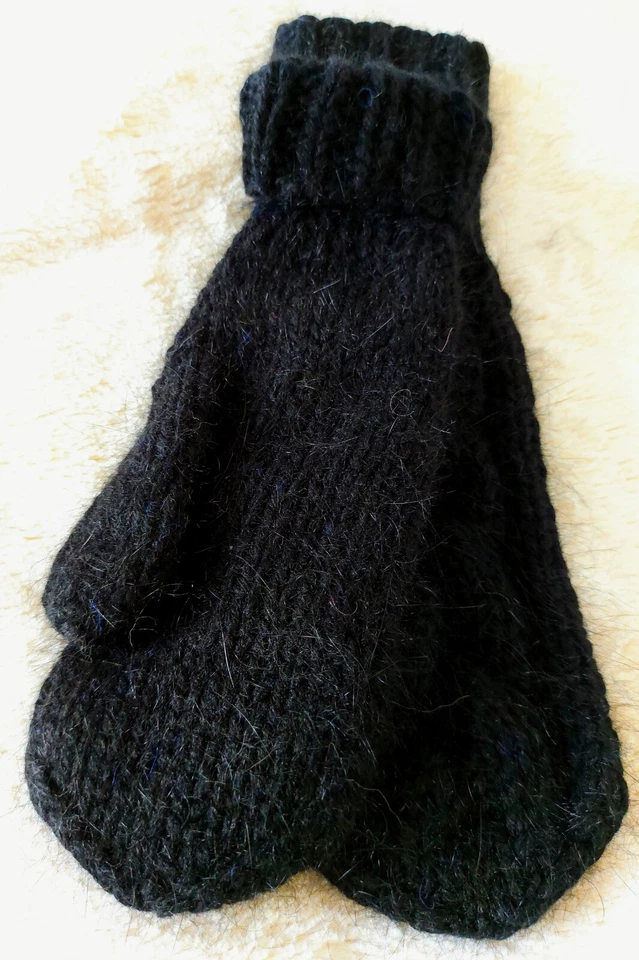 Hand knitted Angora Mitten's, Knitted wool Mittens, Angora Fluffy women Mitten's - Bild 3 von 4