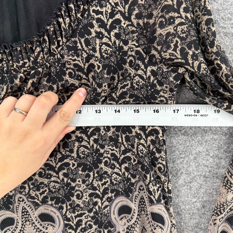 Blusa LizWear Feminina S Pequena Preta Geométrica Manga Longa Forrada Decote V Casual - Imagem 4 de 4