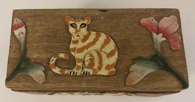 BERMUDA TRADER Wood Hinged  Hand Crafted/Painted Cat Trinket Box Raised Pattern