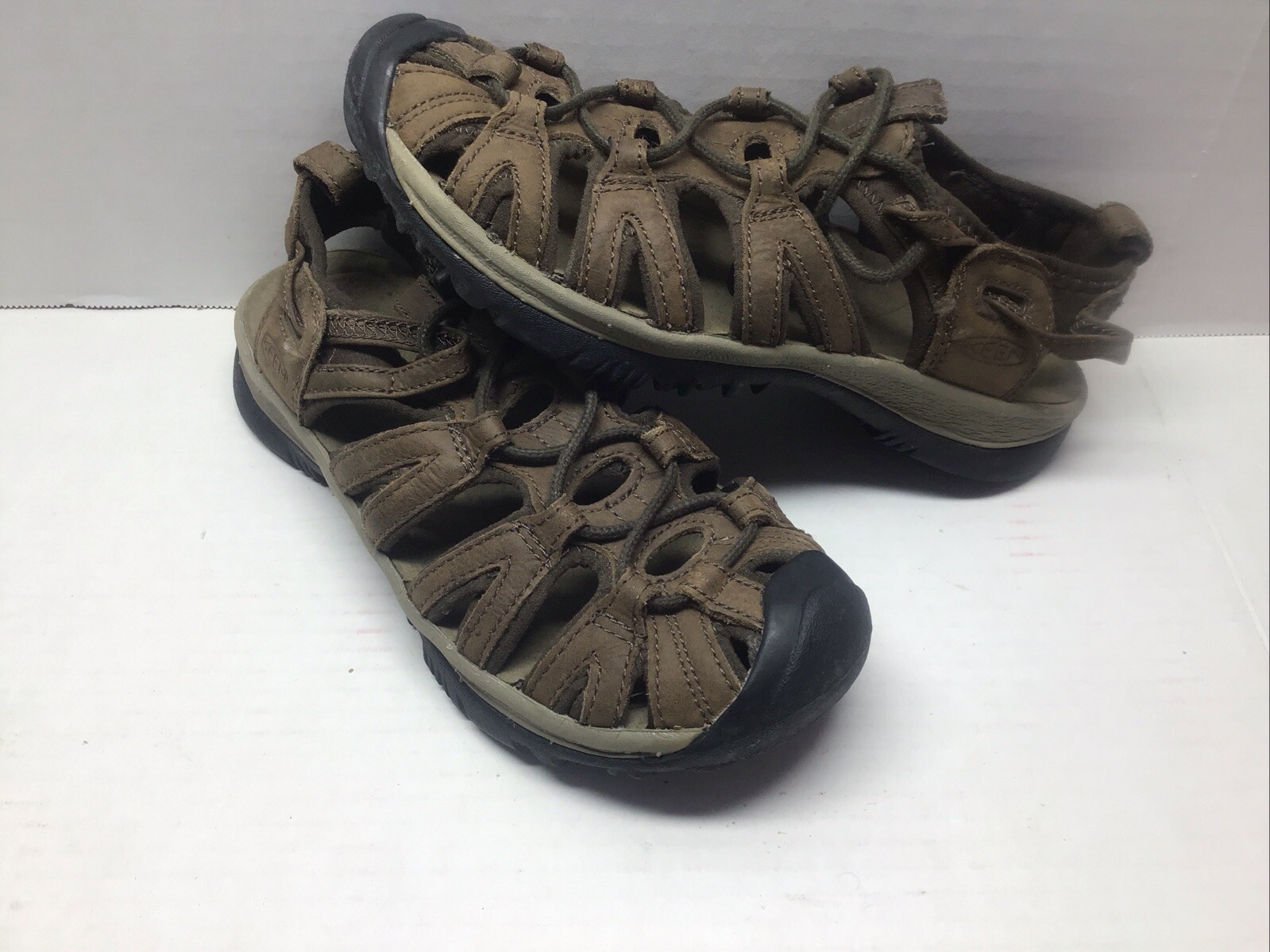 NUOVI sandali Keen in pelle marrone sandali da trekking e sport acquatici donna 6