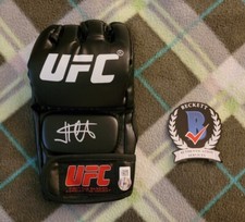 Sergei Pavlovich signed autographed UFC MMA fight glove Beckett COA #BJ45077