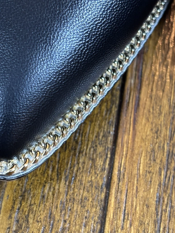 Mujer BCBGeneration Mujer Harnoy D'Orsay Bomba En NEGRO Tachonado 6.5 Foto 2 de 4