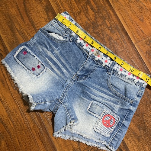 GIRLS LEI JEAN SHORTS SZ 10 CHELSEA LOWRISE PATCHES SUPER CUTE!!