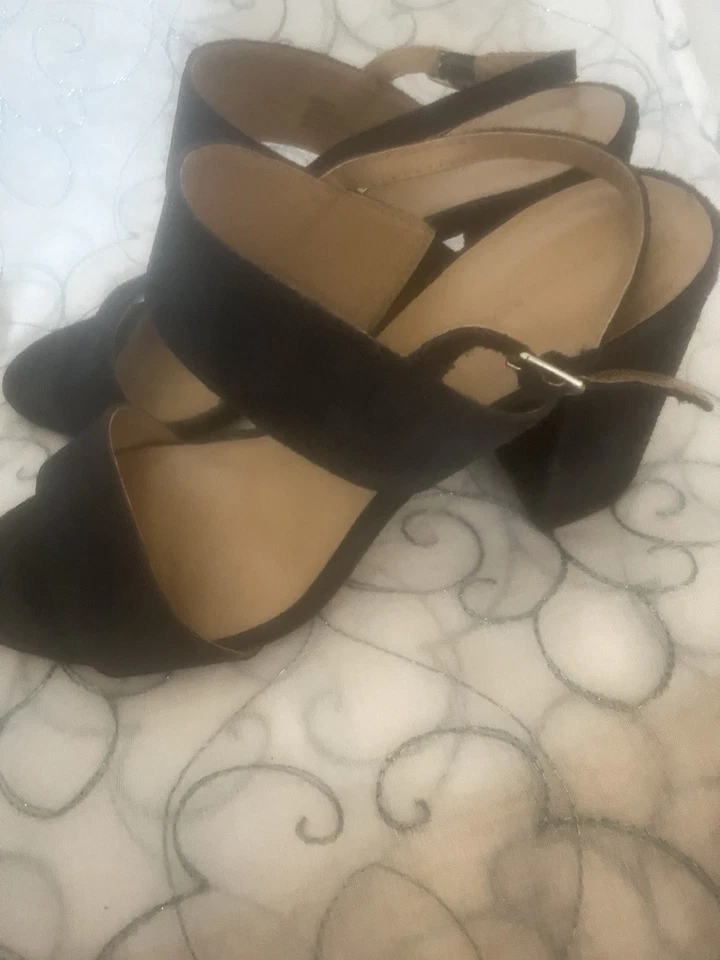 Sandalias Banana Republic Azul Marino Tacón Grueso Correa al Tobillo Gamuza Talla 9 Foto 3 de 4