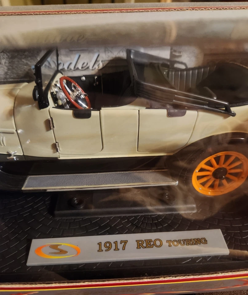 1917 Reo Touring Car Die Cast - Image 2 of 4