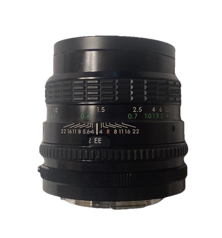Sigma Mini-Wide 28mm F/1.2.8 Includes Skylight Filter