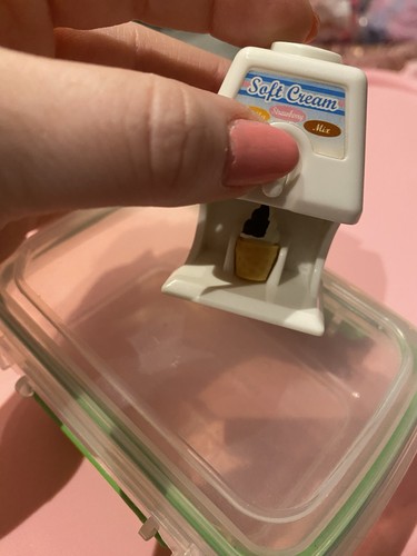 Mini Sylvanian Families Toy Ice Cream Machine, Accessories With Working Parts - Picture 10 of 12