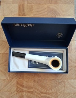 VAUEN Jahrespfeife 2019 J2019G – Briar – mit Originalbox – guter Zustand