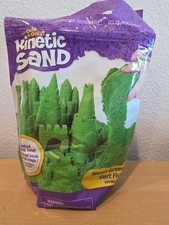 Kinetic Sand The Original Moldable Sensory Play Sand, Green, 2 Pounds. NWT 163