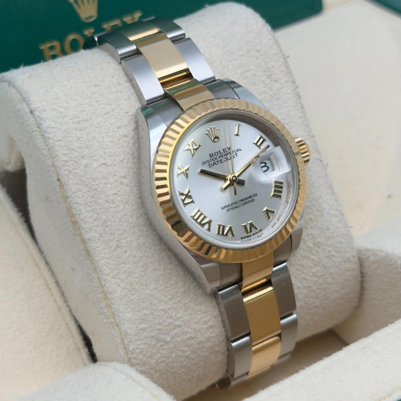 Rolex Lady Datejust 28mm 279173 18K Yellow Gold Steel Silver Dial Ladies Watch image 4