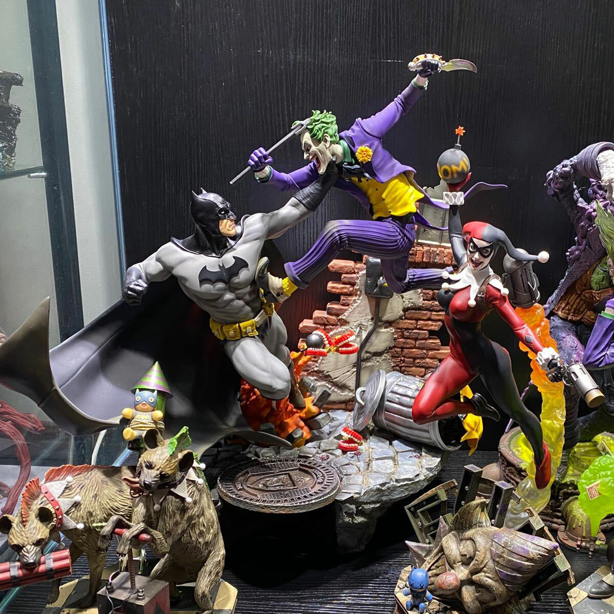 IRON 1/6『バットマン vs. ジョーカー』バトルジオラマ スタチュー Statue Batman Vs Joker - Dc Comics By Ivan Reis - Battle