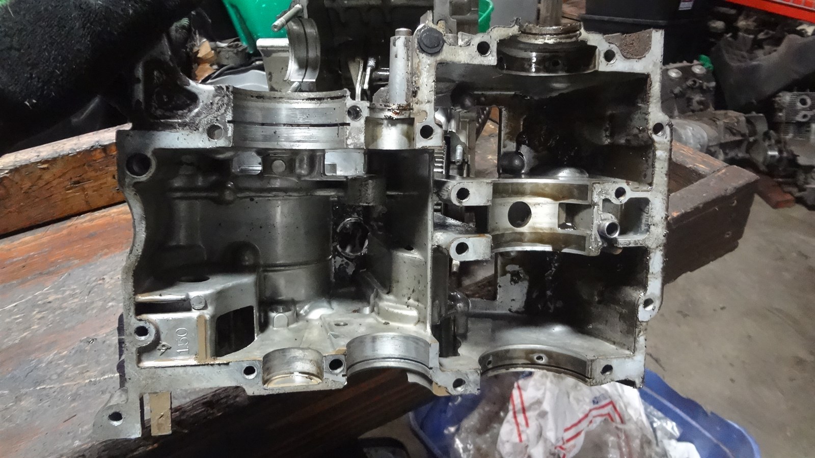 80 YAMAHA XS650 SG XS 650 YM285 ENGINE CRANKCASE CASES JUG CRANKSHAFT