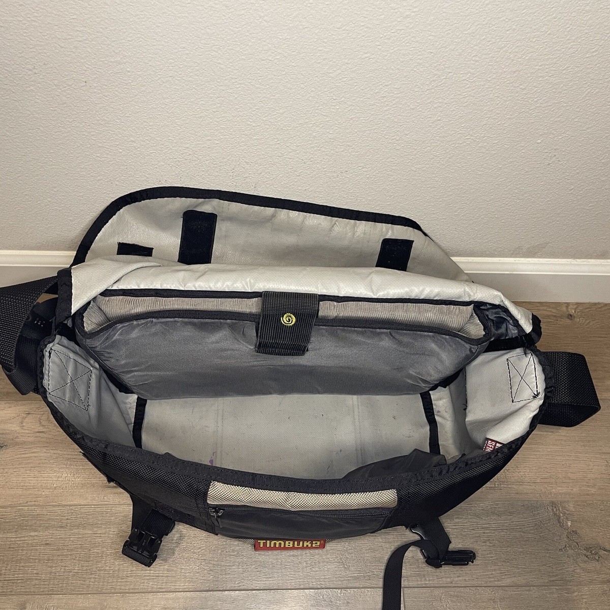Timbuk2 Waterproof Crossbody Shoulder Padded Laptop Timbuk2 Waterproof Crossbody Shoulder Padded Laptop