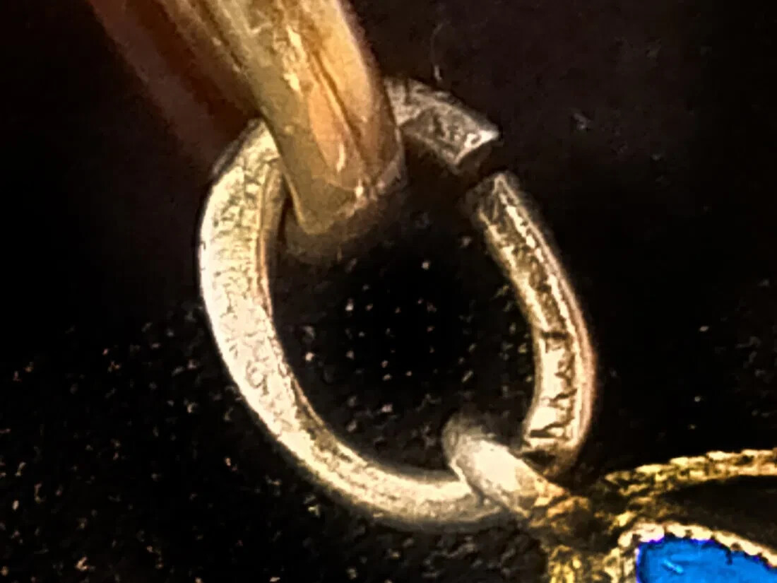 Picture 4 of 5