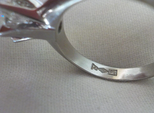 Elegant Solid Platinum 0.57ct Round Solitaire Diamond Ring - 5.94 gms, Sz 6.5 - Picture 8 of 14