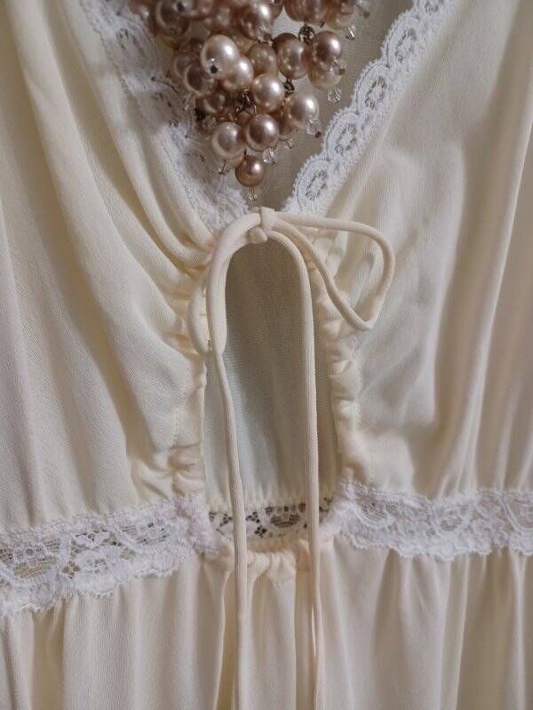 Vintage Miss Elaine Nightgown Dress Maxi Keyhole … - image 3