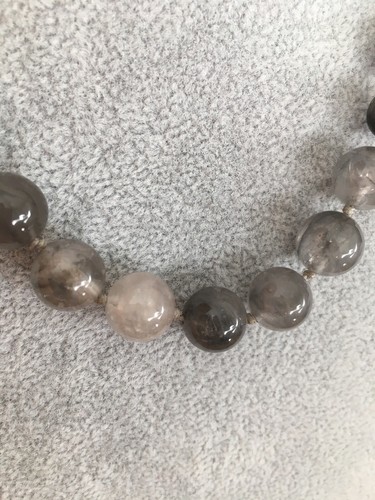 LOLA ROSE Semi precious Necklace grey 