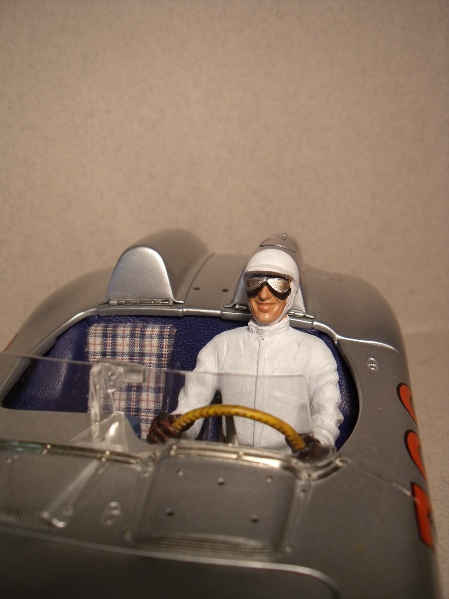 FIGURINES 1/18 MOSS JENKINSON VROOM NON PEINT CMC MAISTO GP