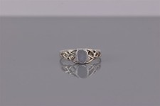Sterling Silver 7mm Oval White Mother of Pearl Taper Celtic Band Ring 925 Sz: 7