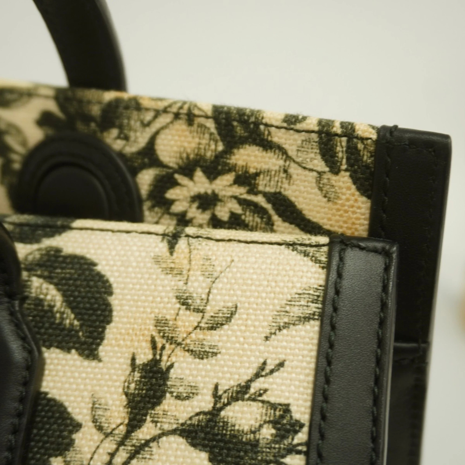 Gucci Tote Bag 432684 Canvas Beige Black Women's GZl1fcfb thumbnail 6