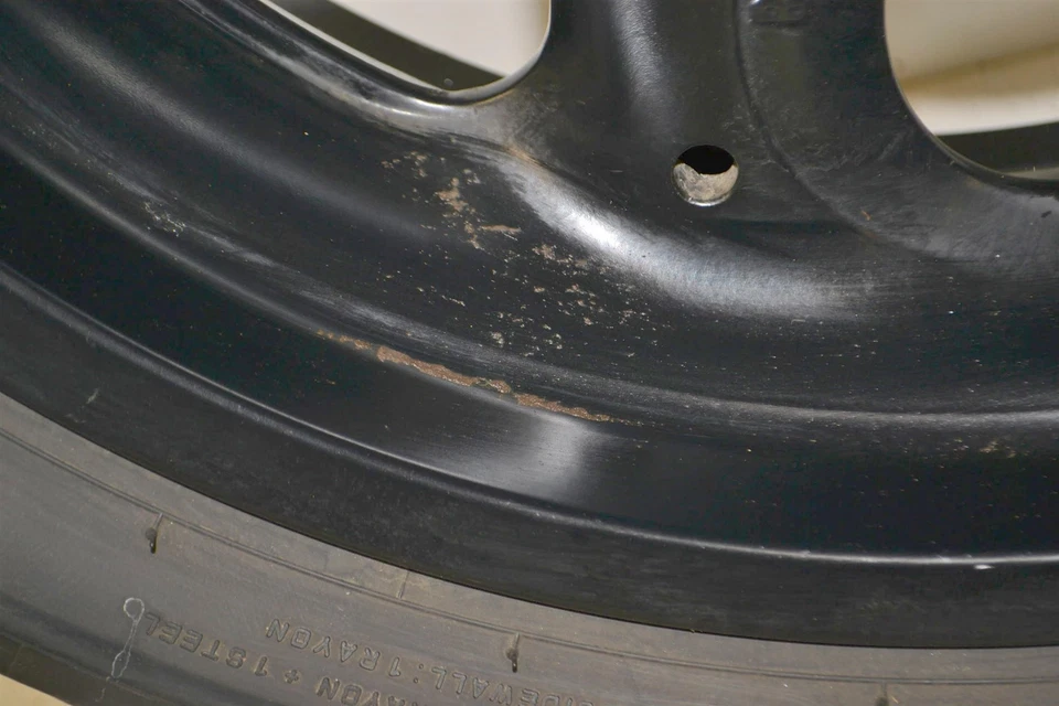 Llanta trasera Buell Cyclone G0309.GYT 1999-2002 Foto 3 de 4