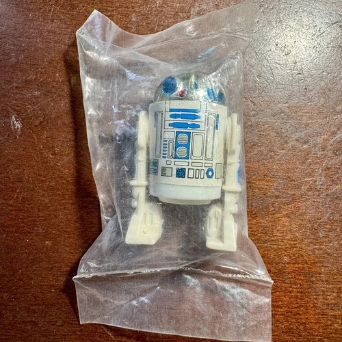 1977 R2-D2 MAIL AWAY SEALED BAGGIE VINTAGE KENNER STAR  WARS ACTION FIGURE
