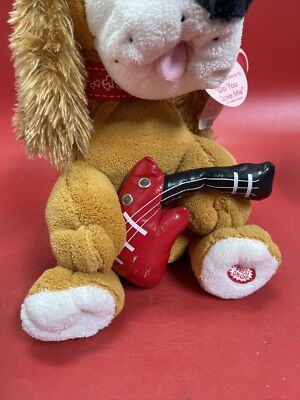 Dan Dee animatronic Elvis hound dog dance side-side sings hound