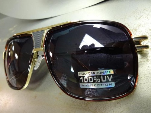 Men's or Women CLASSIC VINTAGE 70's RETRO Style SUN GLASSES Gold & Black Frame - Picture 10 of 10