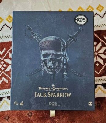 HOTTOYS Captain Jack Sparrow Pirates Of The Caribbean 1/6 Action Figure DX06